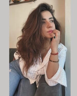 Dolly Chawla Instagram - 🫰🏻🫰🏻