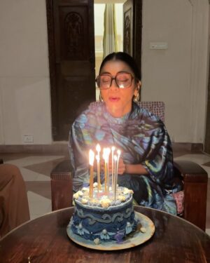 Dolly Singh Instagram - Celebrated this birthday with some of my favourite people on this planet evaaaa! Honestly Im so grateful to have them in my life and feel so loved, my heart aches! 😭😭 

Missed you so much @siddharth93batra 🤧

Had some amazing time at Tijara Fort Palace @neemrana.hotels 🩷 (not a collab)