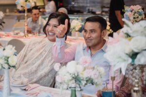 Duma Riris Silalahi Instagram - Ekspresi bantuin jawab Quiz biar teman kita dapat hadiah.. haahahaha... you know who you are.. :)