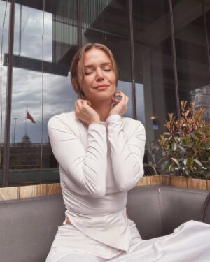 Ecem Karavus Instagram - 🤍