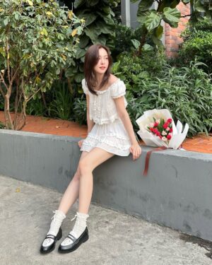 Eisaya Hosuwan Instagram - Happy Valentine’s day นะคะ🌷✨