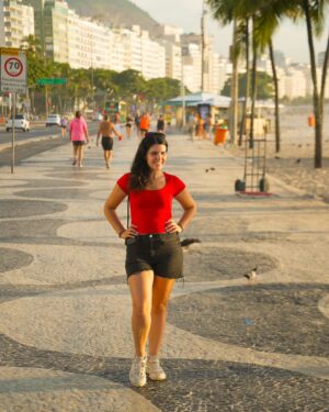Electra Asteri Instagram - Take me to the beach @imaginedragons 🎵
Location 📍#Rio 
Photo 📸 @ftbletsas 

_______________________________________________

💦Παραλιακός πεζόδρομος Copacabana 

Η παραλία της Κόπακαμπάνα είναι μια από τις πιο φημισμένες στον κόσμο. Το πλάτος  από το κύμα του Ατλαντικού Ωκεανού ως και τον πεζόδρομο, ξεπερνάει τα 150 μέτρα.

🏃🏻‍♀️Ο πεζόδρομος είναι αρκετά πλατύς και διαθέτει και ποδηλατόδρομο, ο οποίος είναι μήκους πολλών δεκάδων χιλιομέτρων. Μάλιστα μπορεί να σε οδηγήσει μέχρι και το αεροδρόμιο της πόλης. 

⚽Αν περπατήσεις την παραλία θα δεις δεκάδες γήπεδα beach volley, ενώ οι ντόπιοι μικροί και μεγάλοι, παίζουν παιχνίδια με τη μπάλα και κυριως ποδοβόλεϊ, ακόμα και μέχρι αργά τη νύχτα.

🌊Στη συγκεκριμένη φωτό είμαι σε μια μοναδική ανατολή που ζήσαμε στην Κόπα Καμπανά του Ρίο. Μαγική! 

_______________________________________________

#HappyTraveller #TravelGirl #TravelTheWorld #WithYou #TravelMore #TravelShow #Brazil #Copacabana
