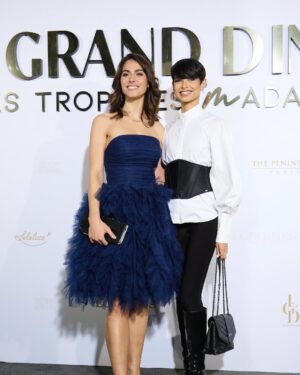 Elena Faliez Instagram - Picture 9, quand elle te regarde comme ça t’as tout gagné… 😏

Jeudi 06 mars nous avons assisté à la mise à l’honneur des femmes par @le.grand.diner pour la remise des trophées Madame. 

Une fabuleuse soirée pour célébrer ces femmes qui rappellent chaque jour que tout est possible, et nous donne envie de nous dépasser. 

Un grand bravo à toutes les lauréates, et particulièrement à @mayane_sarah_ pour son trophée Madame pour la catégorie cinéma 🎬👏🏼

Merci ma @evegillesoff de m’avoir conviée à tes côtés ❤️ 

👗 Outfit Elena by @christopheguillarme 
@whisperingagency 

#legranddiner #tropheesmadame #journeedelafemme #trophee #hotelpeninsula #outfit #classy #celebratewomen #8mars #evegilles #missfrance2024