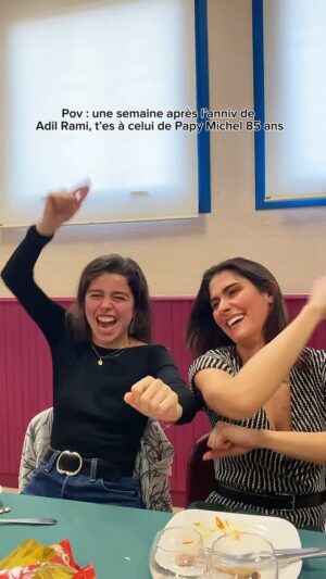 Elena Faliez Instagram - Il en faut pour tous les goûts… 🙃
•
•
•
Ok j’arrête : c’est les meilleurs. Tu te lâches, t’es toi même, et bordel moi j’adore danser le madison en fait. 

Rassurez-moi, on se ment tous à nous même ? 💃

#humour #merciadil #mercimichel #party #trend