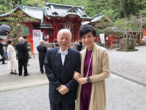 Elena Kong Mei-Yee Instagram - 永遠懷念
你的笑臉
你的笑話
你的幽默
同你一齊慶祝生日

冬叔，

願你離苦得樂，往生淨土！

南無地藏王菩薩
南無地藏王菩薩
南無地藏王菩薩