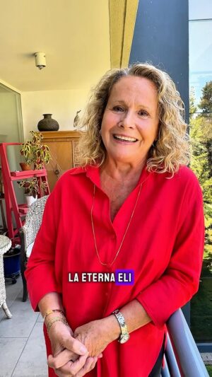 Eli de Caso Instagram - Hola! Aquí estoy para compartir con ustedes. 

Muchas gracias por su cariño ❤️

Un abrazo! 

#elidecaso #mujerchilena #chile #instachile