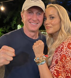 Elizabeth Berkley Instagram - I had the great gift of being directed by @william_zabka !!! He directs with the same heart and soul he pours into his acting on the show. Grateful for inviting me to play #Winnie! @cobrakaiseries @netflix 🎥🎬❤️✨✨

Hair: @jessica.wass.hair 
Makeup: @kathleenkarridene
Color: @traceycunningham1 ✨✨✨