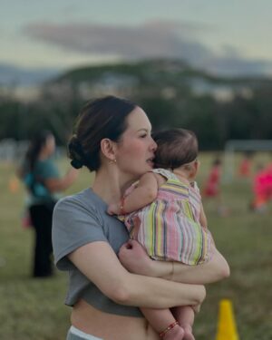 Ellen Adarna Instagram - ❤️