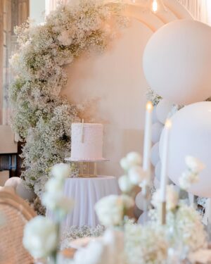 Ellen Adarna Instagram - Lili’s Baptism ❤️🙏🏻

Big thanks to @labellefete and @bloomseventstyling for making everything picture-perfect ❤️
@marcrancy for Lili’s beautiful dress 🥰
The sweetest cake by @cubcakesphilippines 🎂
And all the precious moments captured so beautifully by @cocoonstudioph 📸