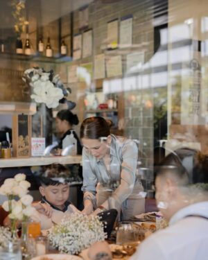 Ellen Adarna Instagram - Lili’s Baptism ❤️🙏🏻

Big thanks to @labellefete and @bloomseventstyling for making everything picture-perfect ❤️
@marcrancy for Lili’s beautiful dress 🥰
The sweetest cake by @cubcakesphilippines 🎂
And all the precious moments captured so beautifully by @cocoonstudioph 📸