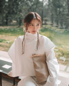 Actress Elva Ni Chen-Xi HD Photos and Wallpapers March 2025
