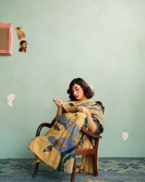 Eman Suleman Instagram - Cross border with @cord.in 🤍

Photographed by @sajallsajjad 
Styled by @haajira.ahmad 
Hair and makeup by @sunil_mua 
@theweekendstudio.pk