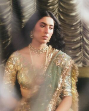 Eman Suleman Instagram - Despite all the healing, my disc slipped once again the night before this shoot, due to my own negligence. But when @kamiarrokni calls, only a fool would say no. 
I’m glad I persevered through the pain and brought this vision to life with an exceptional team. 

@thehouseofkamiarrokni, Soft Era.
Photographed by @snaqvi 
Styled by @meheksaeed 
Art direction by @moiz_tirmizi 
Hair and makeup by @sunil_mua 

Featuring dreamy beautiful birdies 
@richincolourandlife 
@noor_rashidd 
@dejaylazawal 
@sawerarajpootofficial