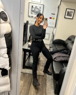 Emily Alabi Instagram - Agent Dani Rhodes 🫡

Can’t wait for you to meet her in an all-new episode of @fbicbs in 2 weeks!

She’s READY for allllll the action! 😅😮‍💨💥

#fbi #cbs