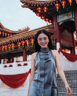 Emily Chan Instagram - 年十二 安康是心之所向 🩶
大概是2025最後一個年味文了 

@by_shaofen 
#CNY2025
