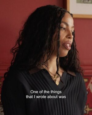 Emma Dabiri Instagram - Ring the alarm 🚨the #allyship #diversityandinclusion #privilege framework DOESNT WORK ! The idea that deviating from this might be somehow not black is wild as it all comes from a white liberal academic tradition in the first place. This in and of itself isn’t a problem, but the delusion that these ideas are black in origin is evident of how distorted mainstream/ internet origin understandings of social justice became ! 

This was never about “placating white people”, it was about wanting to establish something that worked, it was about wanting us to win ! It was about reconnecting with the #blackradicaltradition which was being obscured by an anti racist tradition that was white   liberal in its origins although being practiced and defended by many non white people !!!! 

It was about wanting to transform the world in the opposite direction to the one it’s gone in. The work continues…#fredhampton #rainbowcoalition #blackpanthers #coalition #climatecrisis
