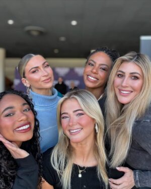 Emma Slater Instagram - What girl group are we? 😆💘 @daniellakaragach @ryleearnold1 @brittbenae @chandlerlkinney #DWTS