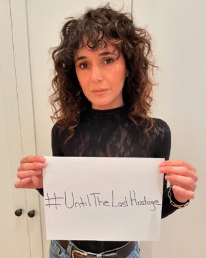 Emmanuelle Chriqui Instagram - As we wait for more hostages to come home this week, let’s stand together and demand the return of every single one. 

We won’t stop until they’re all back! 

#UntilTheLastHostage