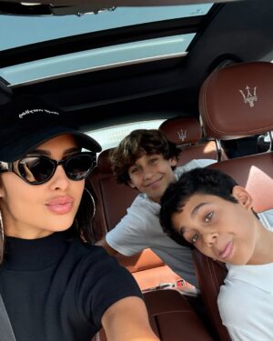 Enjy Kiwan Instagram - Life has been life’ing 🐣 🐶 🍲 🏃‍♀️