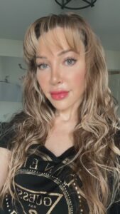 Actress Erika Jordan HD Photos and Wallpapers March 2025