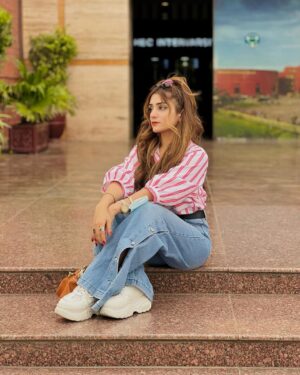 Esha Shah Instagram - The less i care , the happier i am