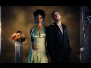 Eva Ruiz Instagram - YA SALIOO EL VIDEOCLIP DE “QUIERO CONTARTE” CON @delacallemaikel ❤️‍🔥❤️‍🔥❤️‍🔥❤️‍🔥espero que les guste muchooo☺️ link en mi bio!! Feliz San Valentín bbsss💌

DIRECTED - RAYCO CANO @raycocano 
CREATIVE IDEA - EVA RUIZ 
DOP - PABLO RAMIREZ BOLAÑOS @saltydrops 
1ST AC - ALEX VERA @alexvemar 
DESIGN - MIHAILO ANDIC @mihailoandic 
STYLIST - PAULA MONNET @paula.monnet  @la.h4na @edhardyeurope @pxntah @finallypress @ariadnagildesign @twinsetofficial 
MUAH - VANESA FRIAS @loveispuremakeup 
PHOTO - FONSI MARTIN @fonsimag 
BASKETBALL PLAYERS - EDER CANIVELL /PEDRO RUIZ -ANAKIN / MARCUS / RABEL SOUL / JAVYH 
RECORDING STUDIO - MANZANA RECORDING STUDIOS - DANIEL FERREIRO 
RECORD STORE - EL CINEMATOGRAFO
BLOUS & MUSIC 
CAMERA STORE - BOUTIQUE DE LA FOTOGRAFIA 
PRODUCER - VIVALAFIN STUDIO @vivalafin 
@human.re.sources @yvettemedina_ @qadcity @aaron.var9as @maite.lockhart
