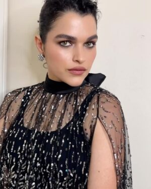 Eve Harlow Instagram - 🖤 @eveharlow 🖤 

Hair by @scottkinghair 

Skin @sungbooneditor_us @innovative_pr 
Foundation @saiebeauty 12
Powder @charlottetilbury #2
Brows @maccosmetics 
Eyes @patricktabeauty ‘still at the club’ 
Mascara @dolcegabbana_beauty 
Lips @dolcegabbana_beauty 100 Hope
Highlighter @stilacosmetics ‘kitten’

@exclusiveartists