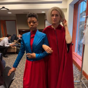 Ever Carradine Instagram - Am I doing this right? 

@handmaidsonhulu coming back 4/8 🩸#thehandmaidstale @whododatlikedat #nospoilers