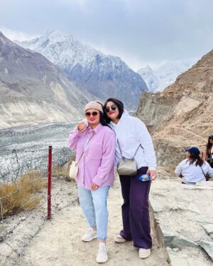 Faiza Saleem Instagram - Day 3 in Hunza 

1. Started the day with shaming Saman for running late for the first time in history. 
2. Drove to Nagar Valley from Luxus where Saba promised we’d get daal chawal and trout fish for lunch. We didn’t. 
3. Instead, we enjoyed the beginning of Autumn at Hoper Glacier which is a gorgeous, moving glacier in Hoper Valley. 
4. Then we went to Karimabad for last minute shopping and a delicious lunch @pizzapamir1 followed by pancakes and chai @cafedehunza.
5. Next stop was Attabad Lake for water activities . Only did a boat ride as Myra is petrified of water and Saba Saman also cancelled their delulu plan  of jumping in the freezing cold water. 
6. All of this took a toll on our delicate bodies so we got the best massage ever at @luxushunza. Honestly, just check out the view.
7. The night ended with bonfire by the water at our hotel. We also had trout fish and did a C grade bday party for Myra and I as this trip to Hunza was for our birthdays. Happy birthday to us. 

#faizasaleem #hunza #girlsonholiday #birthdaytrip #travel #explorepakistan #nature #attabad #laramibad #hoperglacier #nagarvalley