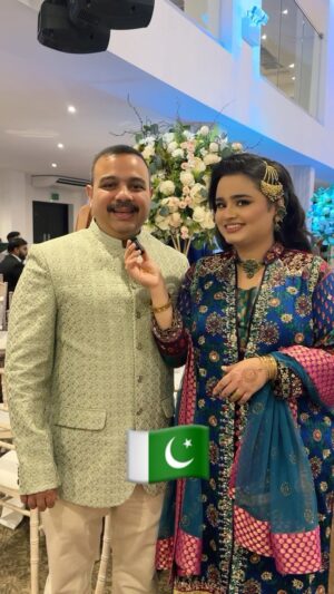 Faiza Saleem Instagram - PRONUNCIATIONS: PAKISTANI VERSUS THE WORLD 🌎 

Starring my beautiful family:
@manaal_pashaa 
@nawaal_pashaa 
@reja_bartolo 
@bigbarts 
@sanasyed99 
@nozainogain 
@mustafasyed 
@dr_sani01 
@zayna.02 

#faizasaleem #fyp #viral #explore #trending #uk #london #familywedding #family #pronunciation #words #learn #pakistani #british #canadian #australian #american