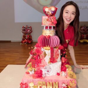 Fann Wong Instagram - A big shoutout to everyone who made my day extra special with your love and birthday vibes ❤️❤️❤️❤️@aiainbaby 我爱你❤️😝😚

@friendsofclassic Thank you for helping us create beautiful memories for our elders.

@zachleong Thank you once again for making my birthday celebration extra sweet! 

@fannaticfannclub 
@cgppersonnel