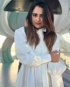 Actress Farina Azad HD Photos and Wallpapers March 2025