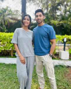 Actress Farnaz Shetty HD Photos and Wallpapers January 2025