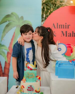Fatima Effendi Instagram - SPLISH SPLASH, IT’S BIRTHDAY BASH!! 🏊‍♂️

"Splashes, laughter, and endless fun! 🌊🎉 Almir and Mahbir’s special day with an epic pool party 🏊‍♂️🎂 

Grateful for all the blessings ❤

Happy birthday my boys 😘😍

Thank you @trickytechagency @crescent_farmofficial @weddingsbykhushnood for making this event so happening for us 🥳💕