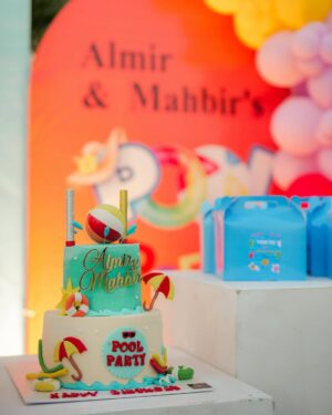 Fatima Effendi Instagram - SPLISH SPLASH, IT’S BIRTHDAY BASH!! 🏊‍♂️

"Splashes, laughter, and endless fun! 🌊🎉 Almir and Mahbir’s special day with an epic pool party 🏊‍♂️🎂 

Grateful for all the blessings ❤

Happy birthday my boys 😘😍

Thank you @trickytechagency @crescent_farmofficial @weddingsbykhushnood for making this event so happening for us 🥳💕