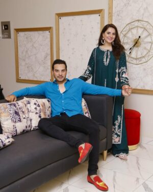 Fatima Effendi Instagram - Eid ❤️
📸 @shahidmufti_official