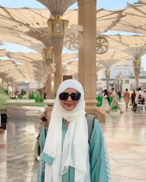 Fatima Effendi Instagram - Nabi(SAW) ke sheher se Jumma Mubarak 🤲🏻💕