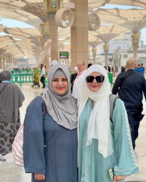 Fatima Effendi Instagram - Nabi(SAW) ke sheher se Jumma Mubarak 🤲🏻💕