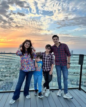 Fatima Effendi Instagram - Not us making memories before they fly on their own 😍