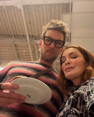 Felicia Day Instagram - Thank you @fanexpocleveland! Had an amazing time with so many friends, haven’t seen this many #supernatural cast together in a while!!!! Ohio you rock!