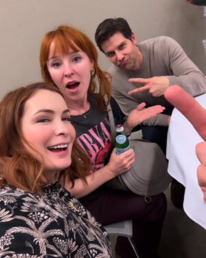Felicia Day Instagram - Thank you @fanexpocleveland! Had an amazing time with so many friends, haven’t seen this many #supernatural cast together in a while!!!! Ohio you rock!