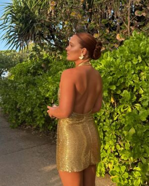 Felicity Palmateer Instagram - I spent a lot of money getting this dress altered, so it gets one more place on the grid. Scroll to the end for a scare/ next morning reality 😂