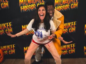 Felissa Rose Instagram - A Candyman (Sherman Fields) & Sleepaway Camp (Angela Baker) crossover?….With @felissarose123? Sign Me Up! 🏕️ 🐝 😆

Stepping back into the #Candyman lore & bringing “Sherman Fields” back to life for the first time since filming in 2020 at @milwaukee_horror_con this weekend.

#Candyman #SleepawayCamp