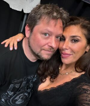 Felissa Rose Instagram - THANK YOU @milwaukee_horror_con for an OUTSTANDING weekend!!! We all had such a blast! I loved seeing all my friends and we enjoyed every moment!!! Love you CJ and the entire team! Thank you Travis, Trish, Jimmy, Josh and all the volunteers!!! This show was simply amazing and it definitely takes a village!! I love my horror fam and I’m so happy we get to share these cherished moments!!! Hope everyone has a great week ahead!!!🎉🎉♥️♥️
