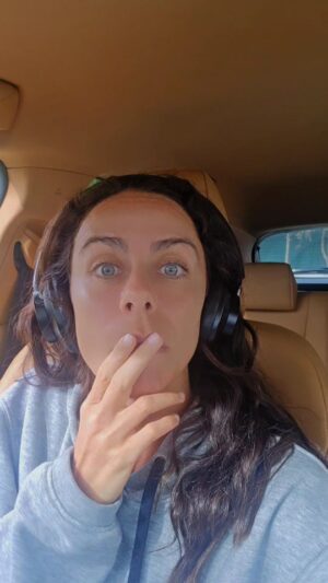 Filomena Cautela Instagram - Em querendo partilhar força  que caneco, malta que está  a trabalhar nos supermercados, restaurantes, cafés etc etc, epa atendimento ao público...levam com cada uma...jasus..