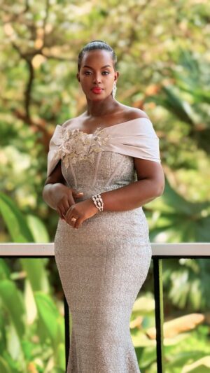 Flavia Tumusiime Instagram - Behind the scenes!

 I'm excited to host @ikonawards alongside @patrick_salvado. See you 29th March  as we celebrate the best in our film industry. 

Dressed by the awesome @kwesh.bridal
Accessories by @thesnstore 

Filmed by @visuals_by_johnsonlevis