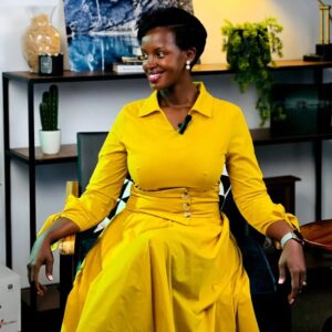 Flavia Tumusiime Instagram - I can't believe that the one quote that best describes all the good things in my life, is also the simplest.

"LIFE IS WHAT YOU MAKE IT"

Dressed by @piviocollections

Studio: @tcn_studioz