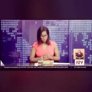 Flavia Tumusiime Instagram - Happy Monday. 

Praying you’re all happy and healthy and walking the path of greatness. 

I start the week with good news. After 20 years in television, I have chosen to challenge myself again. 

In 2015, I was given an opportunity by @mauricemugi to join the newsroom @ntvuganda as an anchor and that challenge was accepted with fear and grace. Thank you @aggie.itazya who at the time insisted I will do great and didn’t give time to my anxiety. 

Thank you for the training and the platform that has rebranded me and helped my career adjust to a new vision I have since set for myself. 

Thank you to the viewer. YOU have been the reason for a lot of my success and I will never take you for granted. 

April 2021 was my last month as anchor and host @ntvuganda and the start of great changes in both my career (media personality,content creator and business partner) and life as a wife and mother. 

You will always be part of my life and I don’t intend to hide the next move or actions of my life.

For now, mine is gratitude for where I’ve been and who I’ve become and I hope young people will now occupy these spaces we are leaving and that you’ll do great things. 

Love and light.