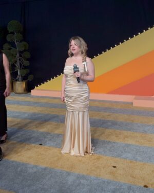 Francesca Scorsese Instagram - Thank u for having me as a host @vanityfair 💕 forever grateful and honored. 
#VFOscars  #VanityFairOscarParty

Styled by: @chrishoran20 
Hair: @castillo_13 
Makeup: @jennaantonmakeup 
IMG photos: @le3ay assisted by @davidejung_ 
@gettyentertainment
