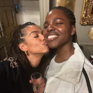 Freema Agyeman Instagram - Nurse tings. 
Thanks to @whatsonstage and everyone who voted for me for this award. 
Follow your dreams folks. Periodt. 
#romeoandjuliet